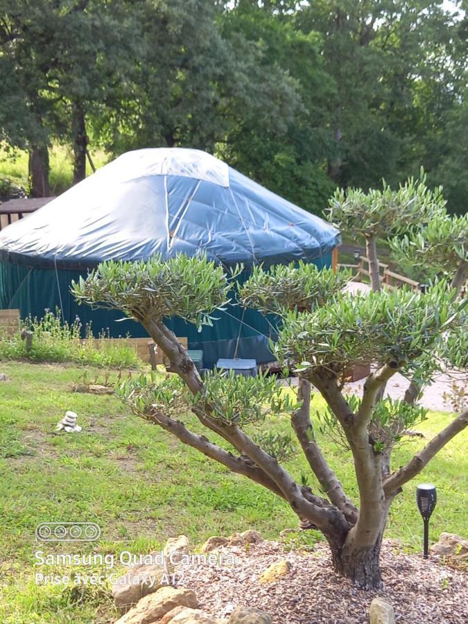 Yourtes Coccinelles Luxury tent Conchez-de-Bearn